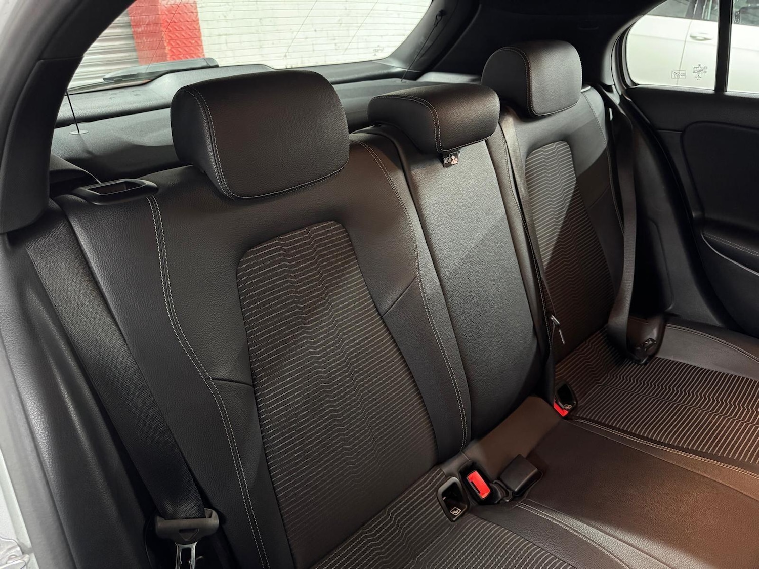 Used Mercedes-Benz A-Class 2018 for sale - 76498880: Photo 32