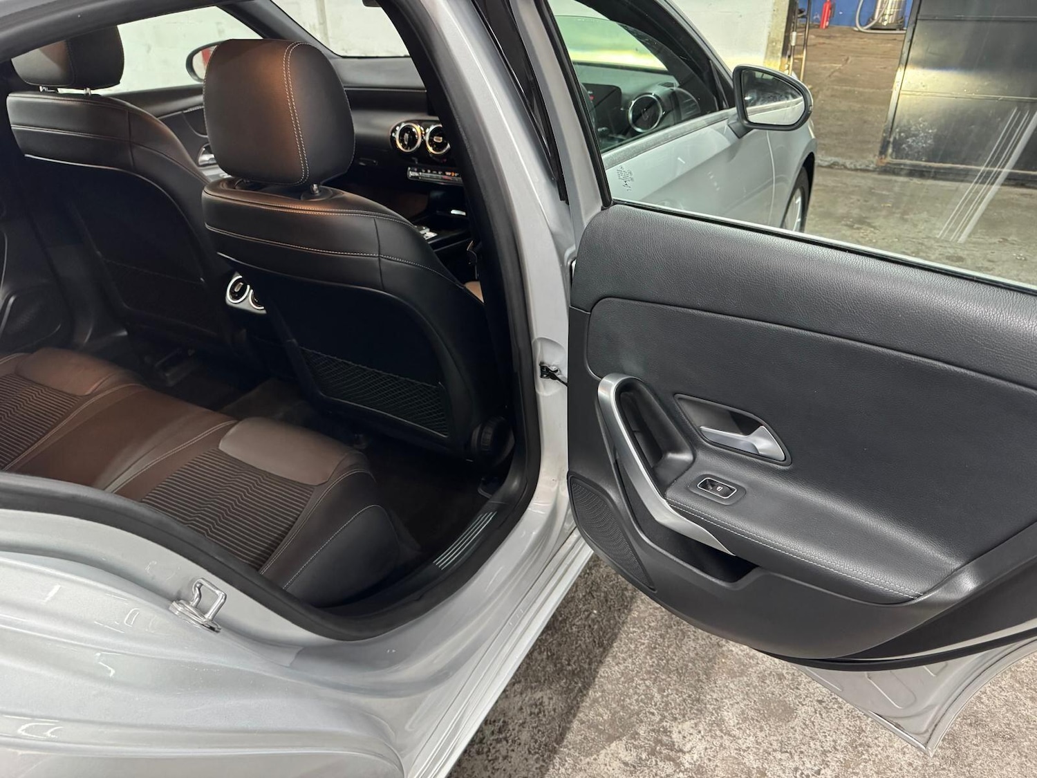 Used Mercedes-Benz A-Class 2018 for sale - 76498880: Photo 33