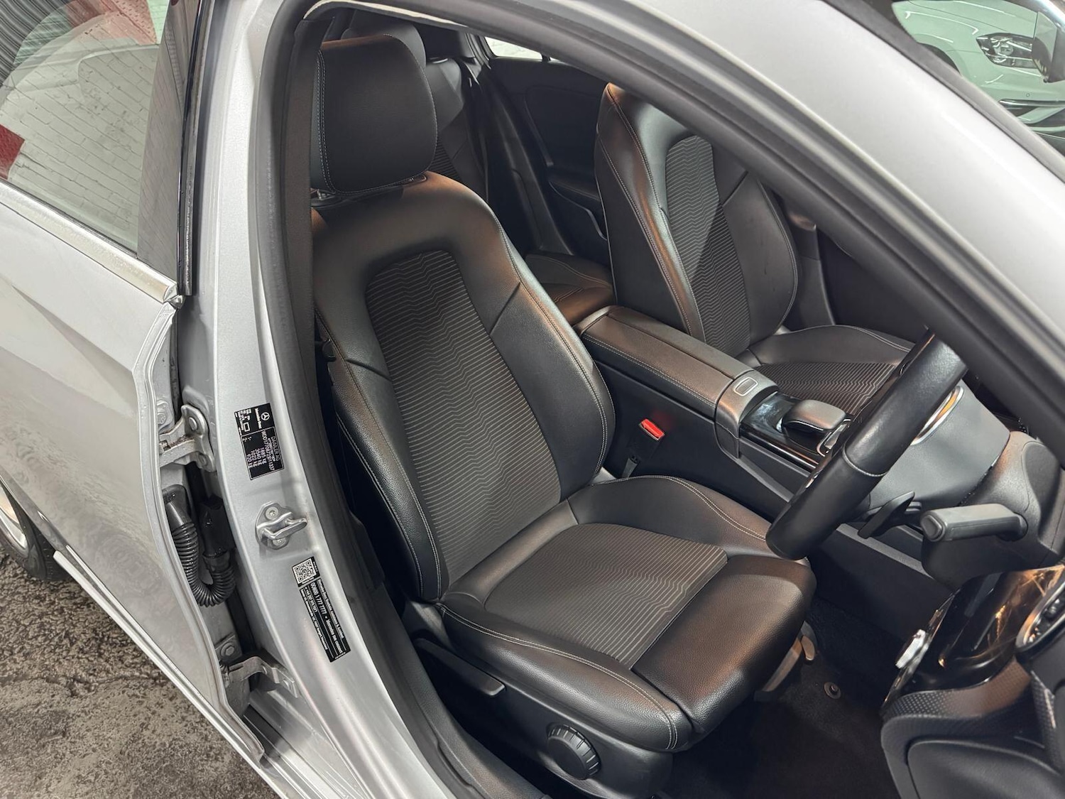 Used Mercedes-Benz A-Class 2018 for sale - 76498880: Photo 44