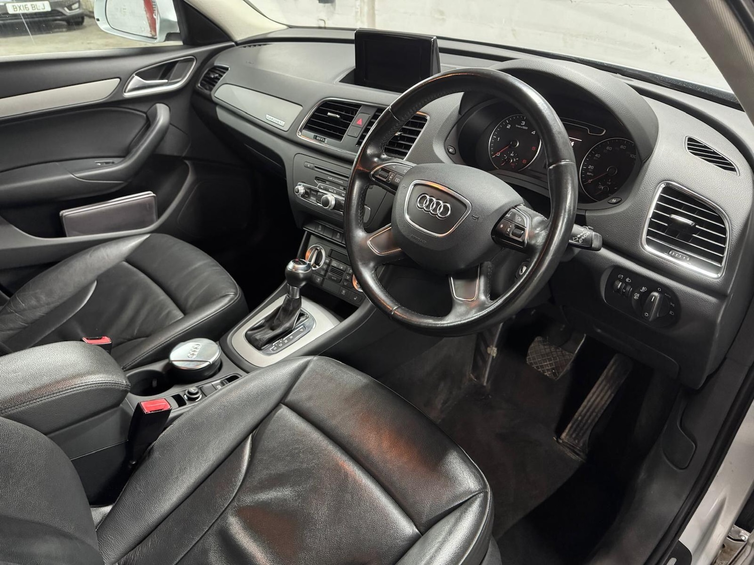 Used Audi Q3 2012 for sale - 77215779: Photo 23