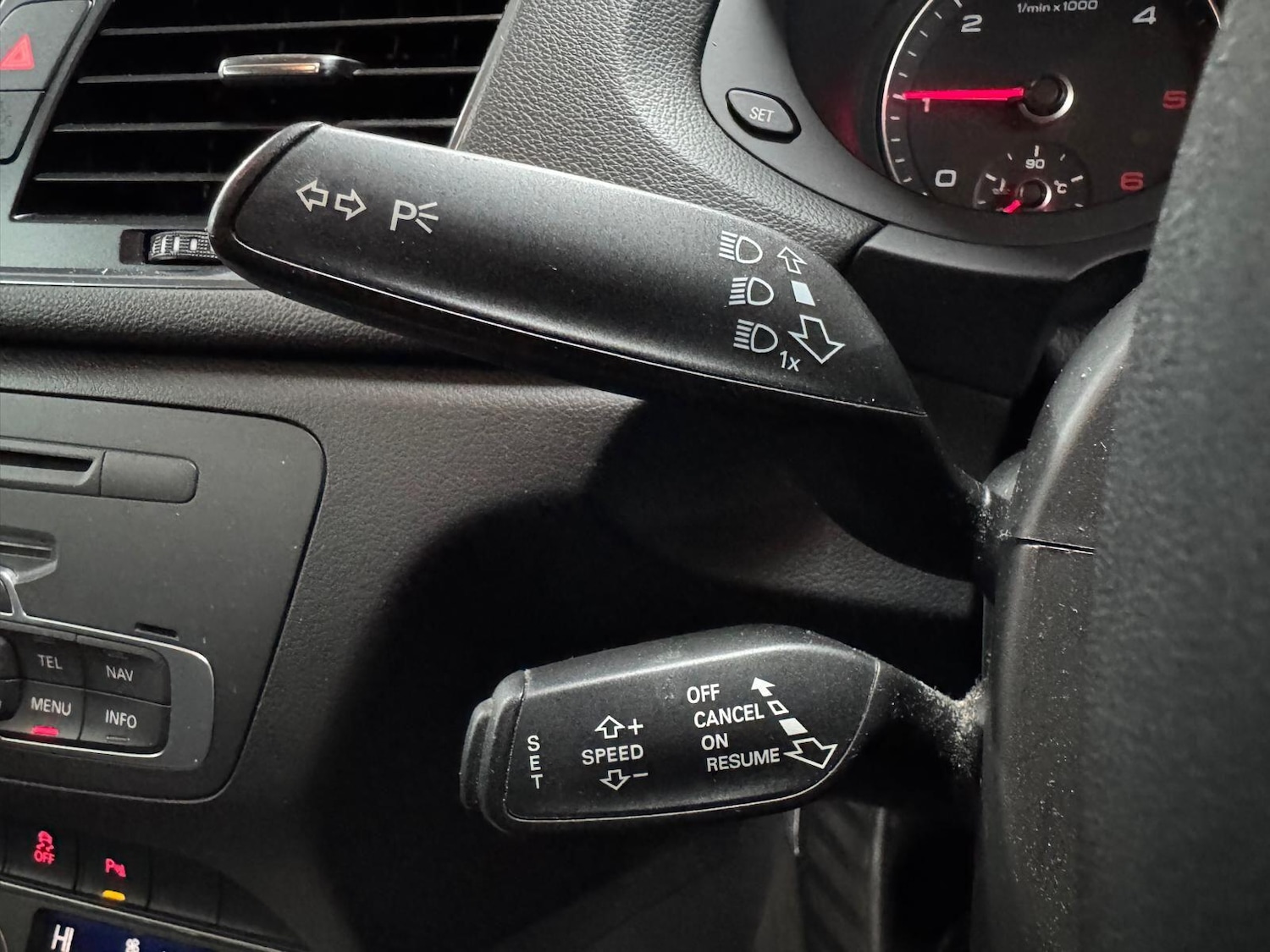 Used Audi Q3 2012 for sale - 77215779: Photo 30