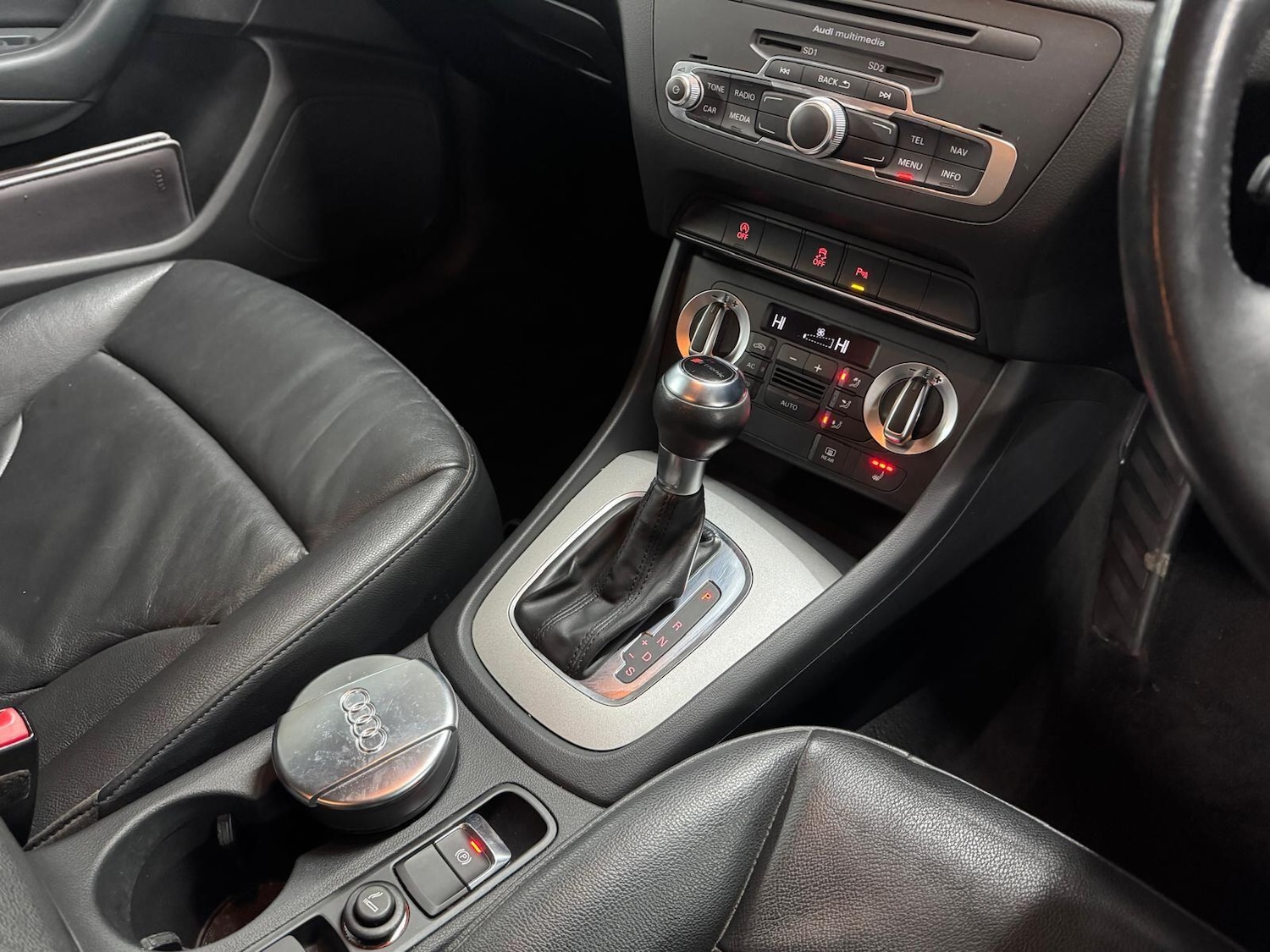 Used Audi Q3 2012 for sale - 77215779: Photo 32