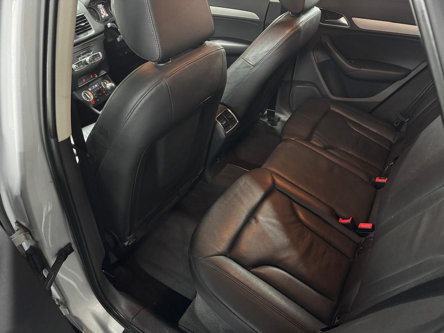 Used Audi Q3 2012 for sale - 77215779: Photo 46