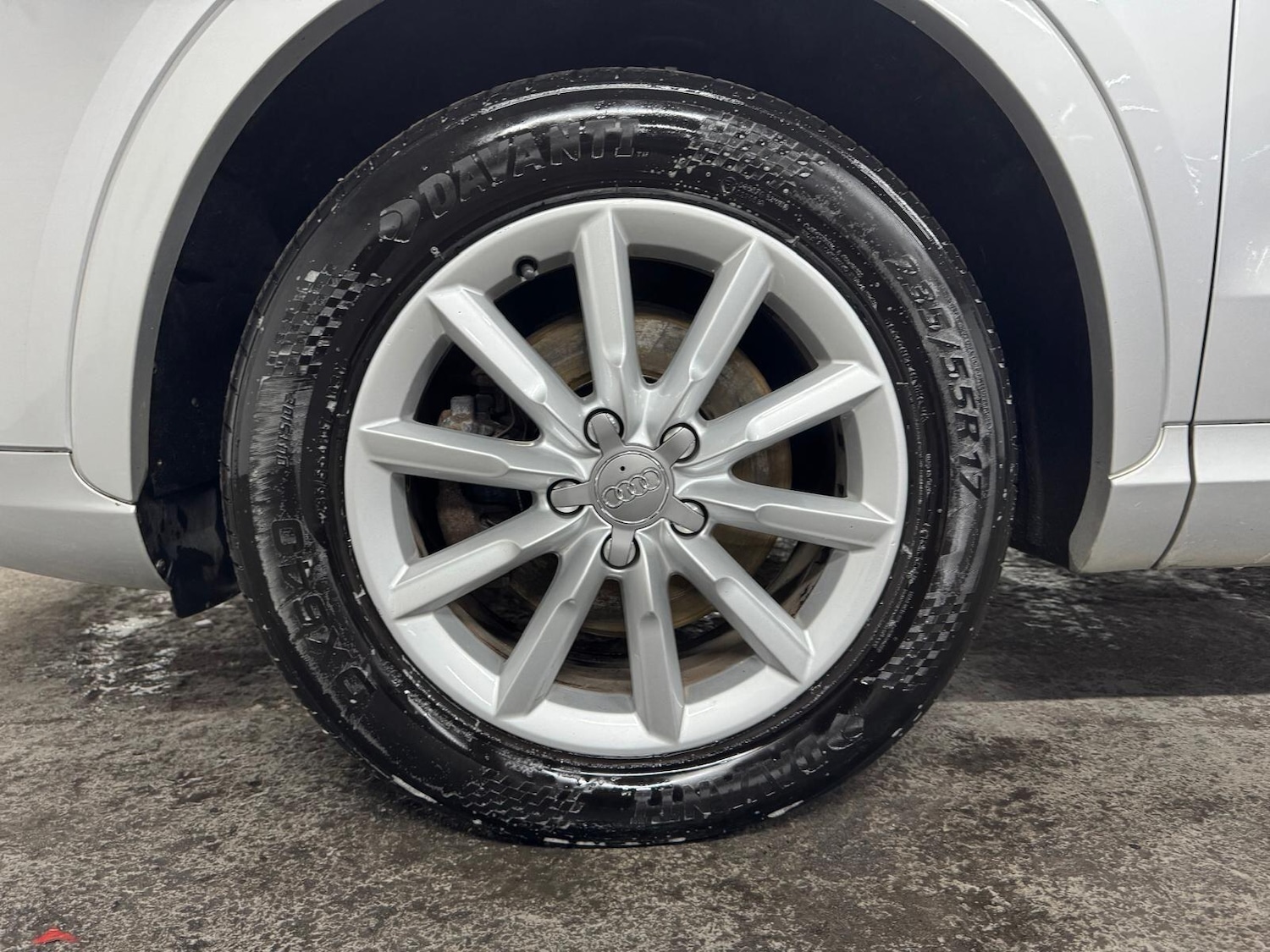 Used Audi Q3 2012 for sale - 77215779: Photo 52