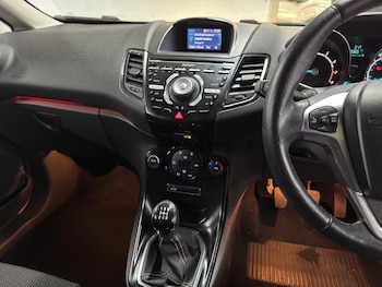 Used Ford Fiesta 2017 for sale - 79441816: Photo