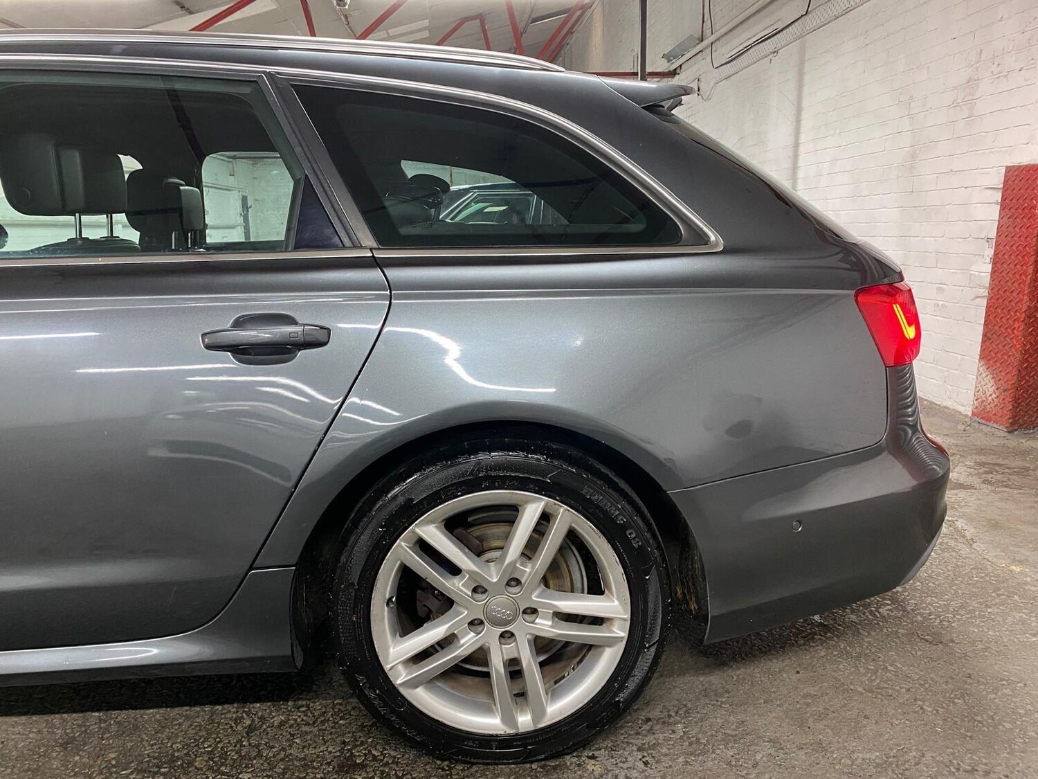 Used Audi A6 Avant 2013 for sale - 76226509: Photo 37