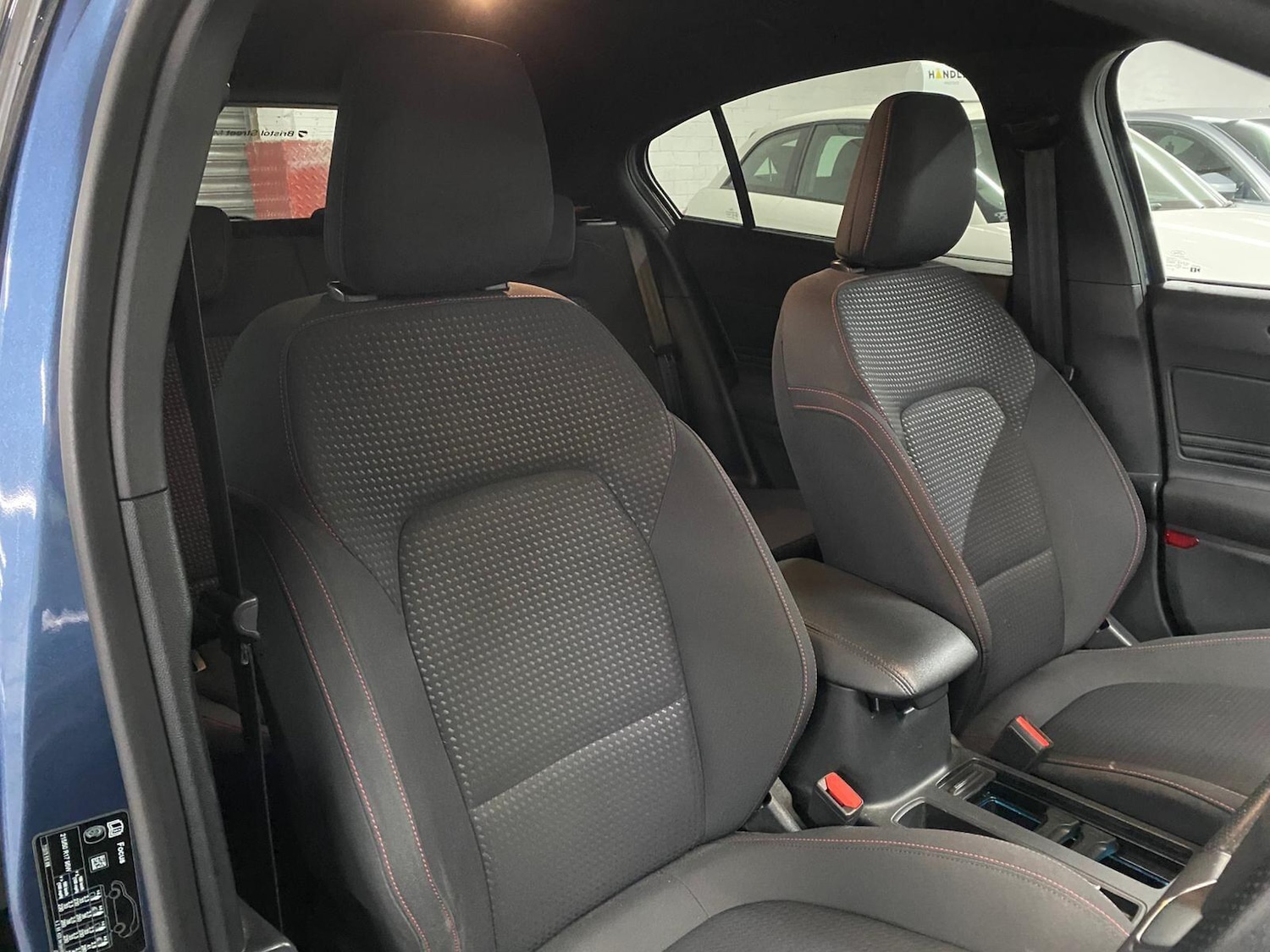 Used Ford Focus 2018 for sale - 76585365: Photo 10