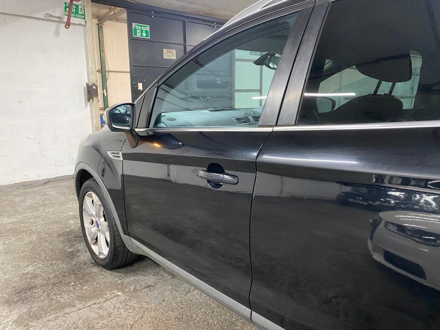 Used Ford Kuga 2008 for sale - 76307844: Photo 29