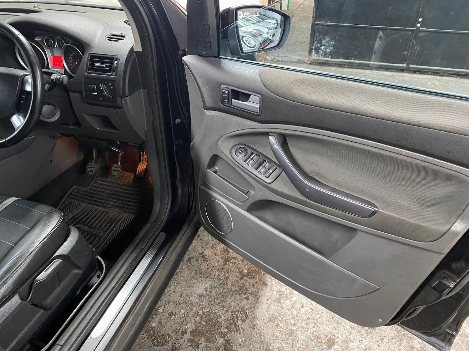 Used Ford Kuga 2008 for sale - 76307844: Photo 5