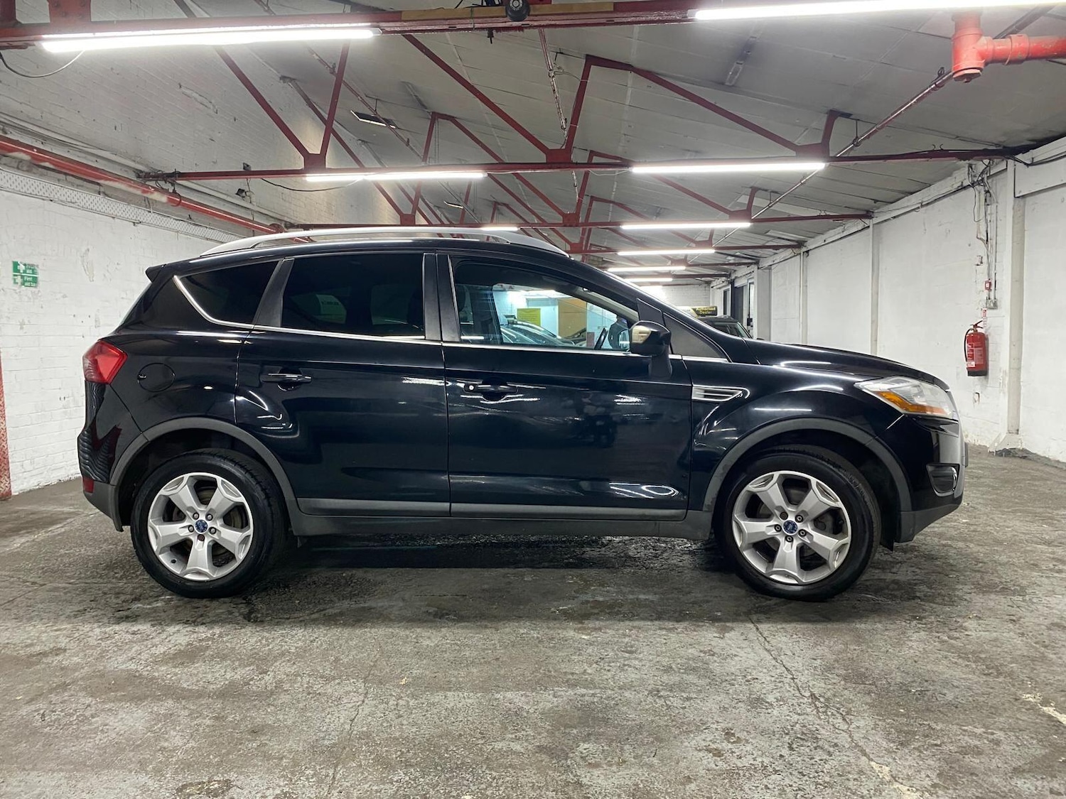 Used Ford Kuga 2008 for sale - 76307844: Photo 8