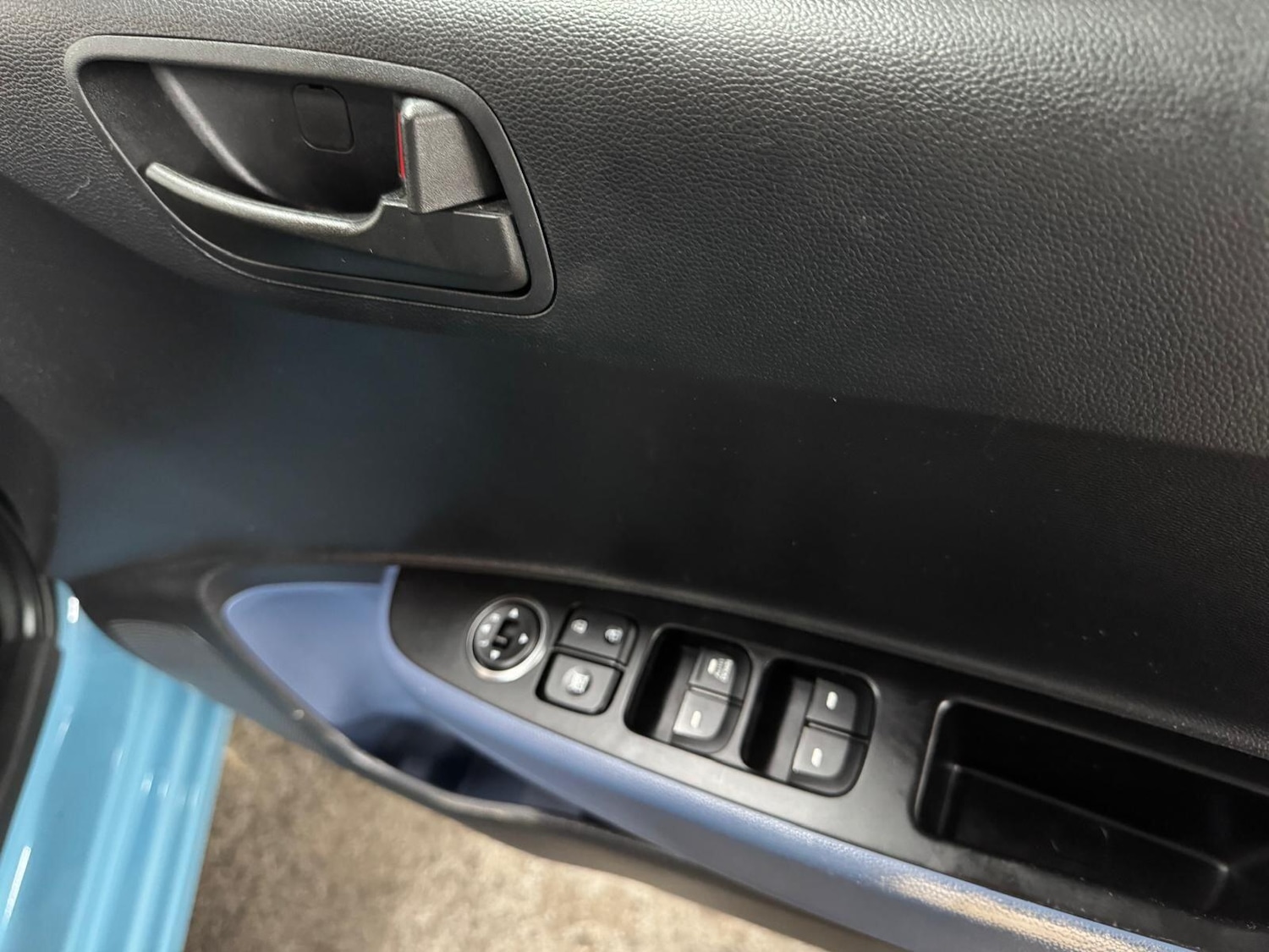 Used Hyundai i10 for sale - 77824860: Photo 10