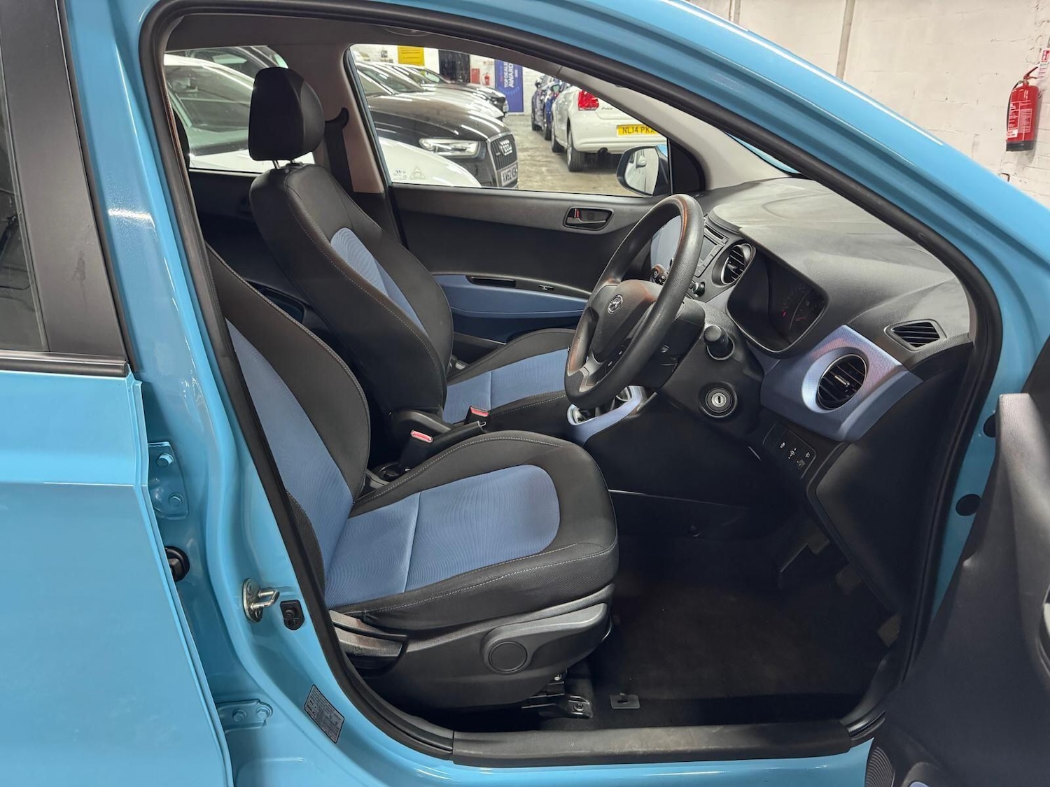 Used Hyundai i10 for sale - 77824860: Photo 11