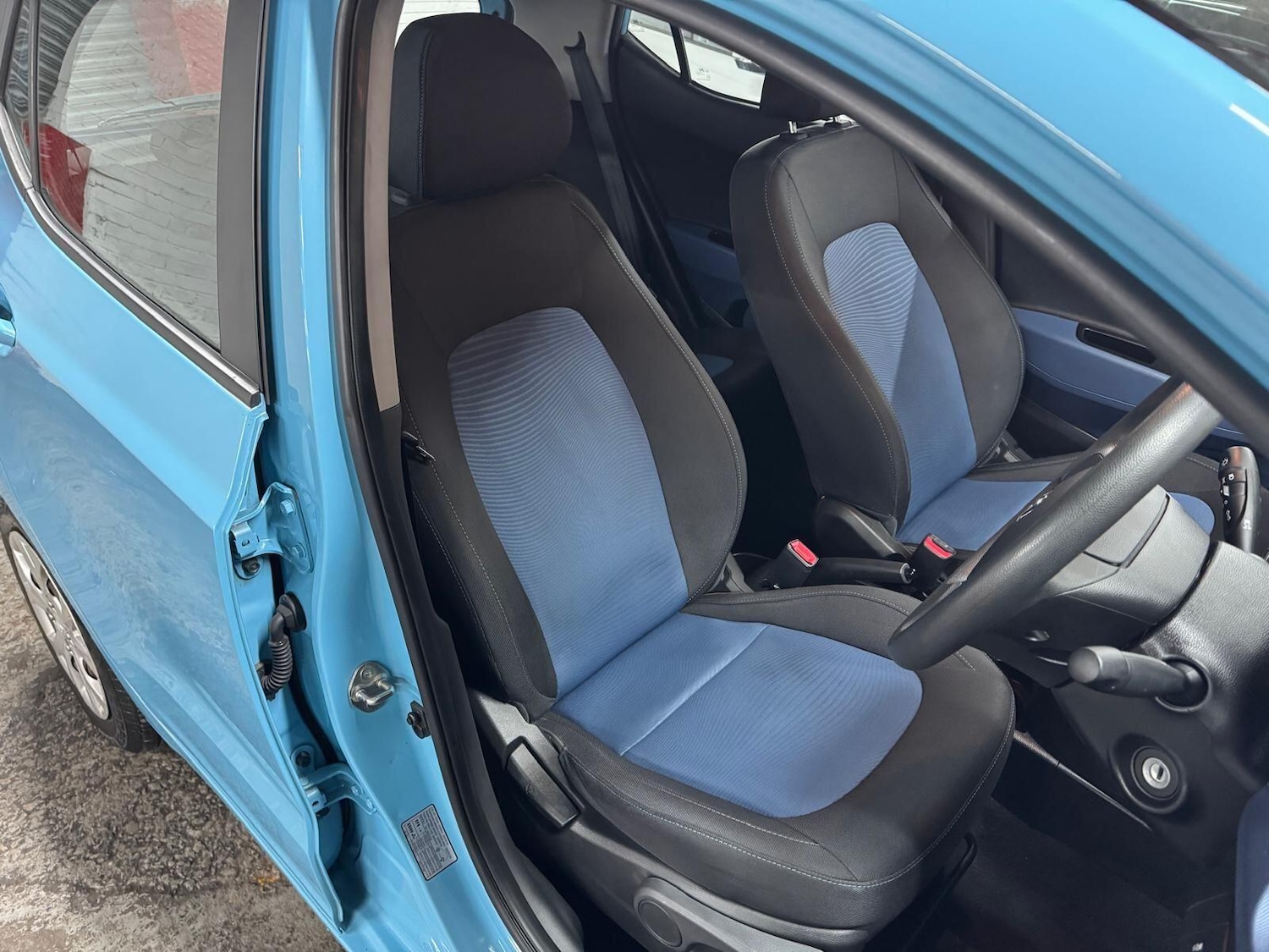 Used Hyundai i10 for sale - 77824860: Photo 13