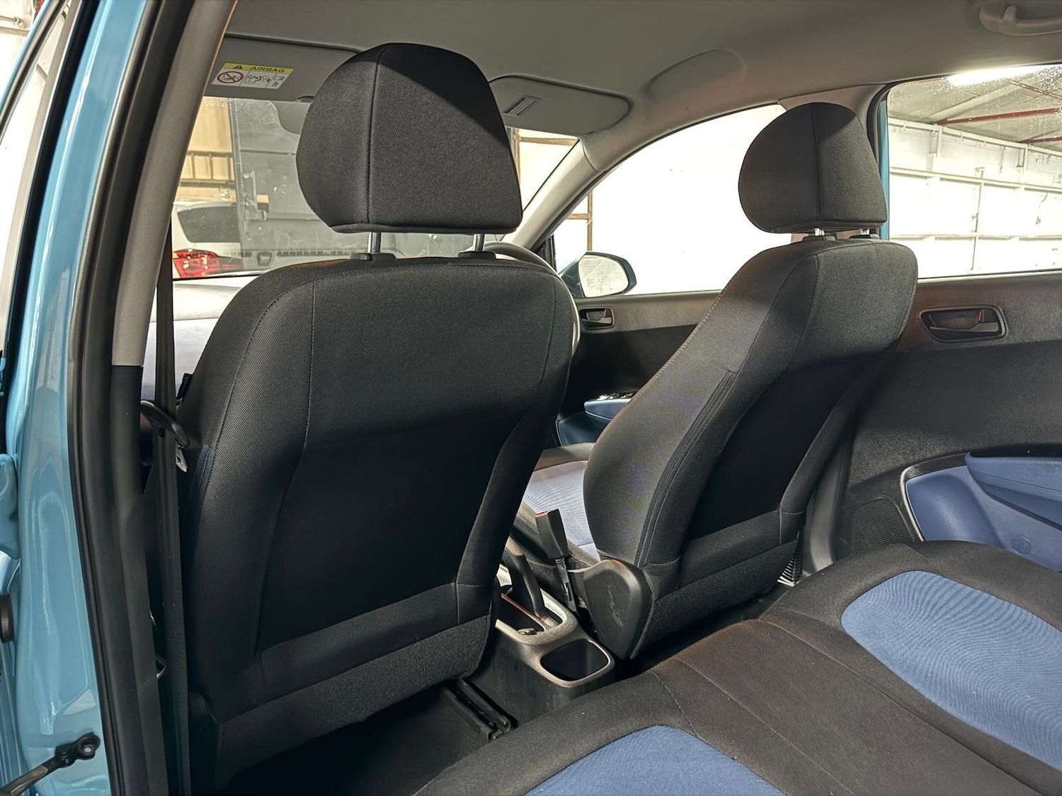 Used Hyundai i10 for sale - 77824860: Photo 35