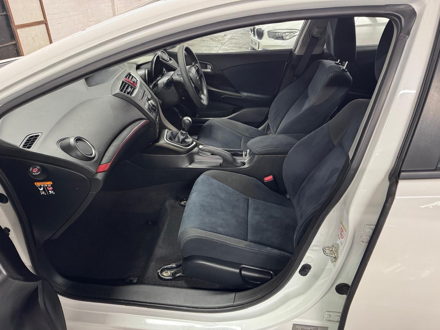 Used Honda Civic 2014 for sale - 77091211: Photo 47