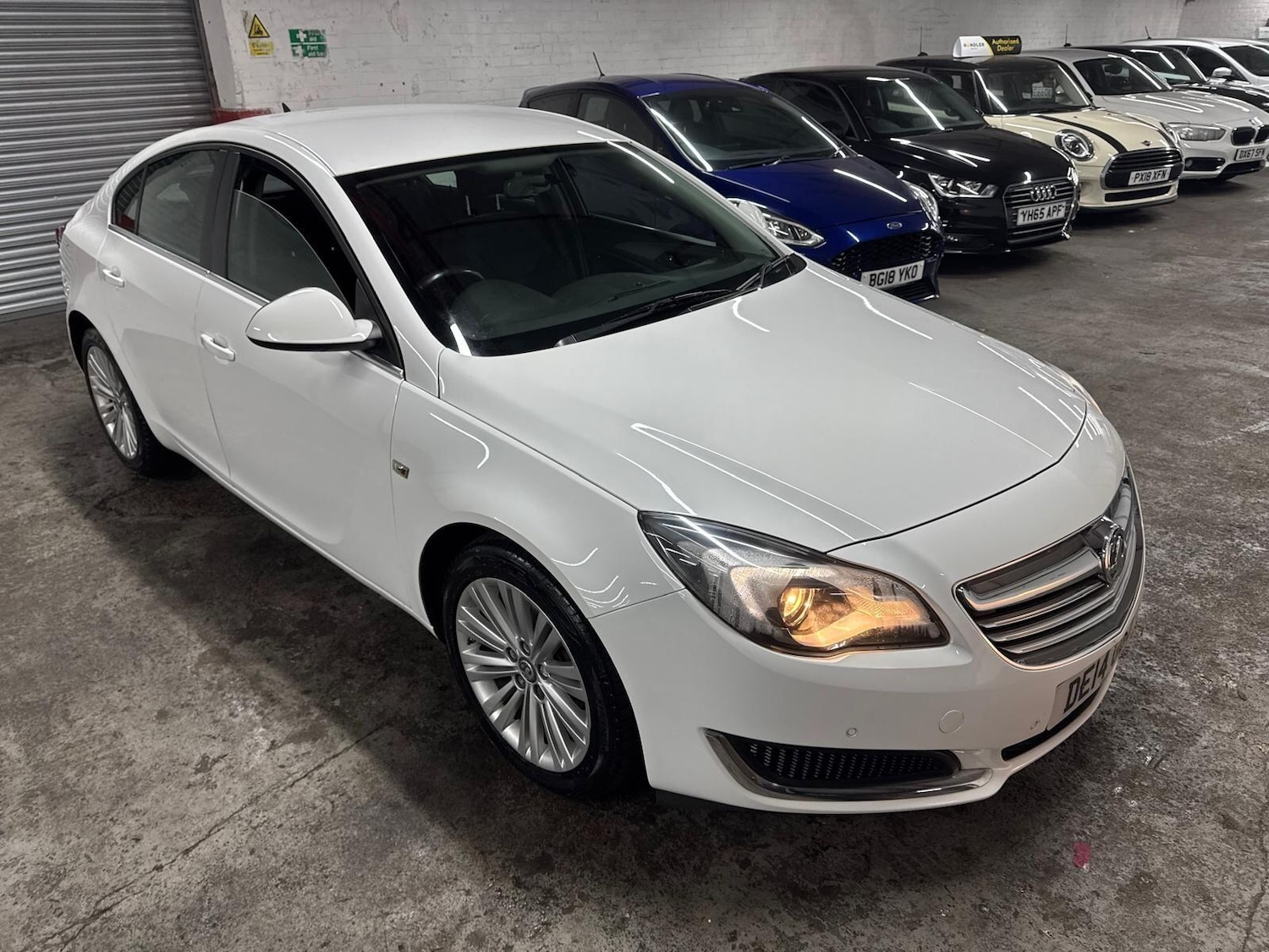 Used Vauxhall Insignia 2014 for sale - 77254606: Photo 4