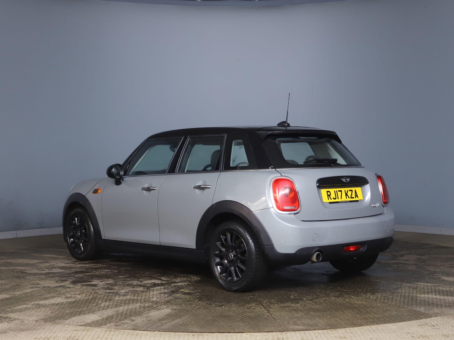 Used MINI Hatch 2017 for sale - 77119836: Photo 4