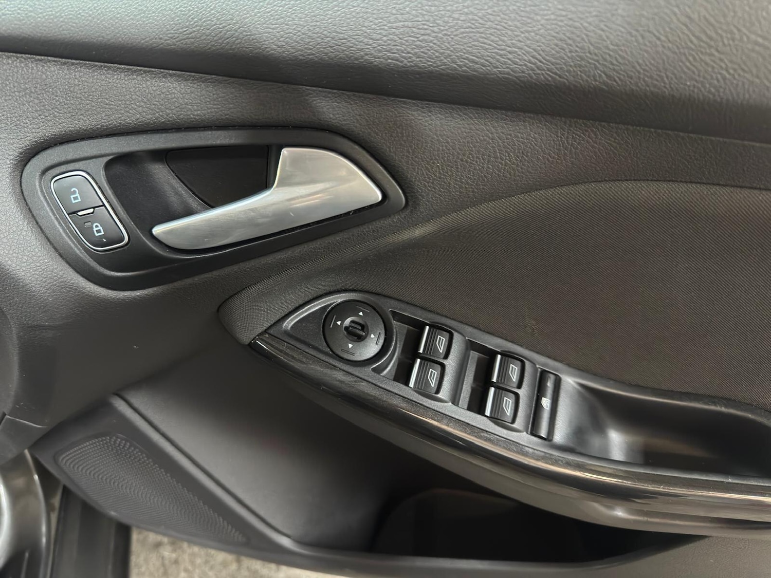 Used Ford Focus for sale - 78058677: Photo 5