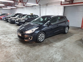 Used Kia Ceed 2015 for sale - 75608887: Photo