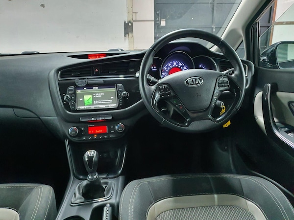 Used Kia Ceed 2015 for sale - 75608887: Photo 33