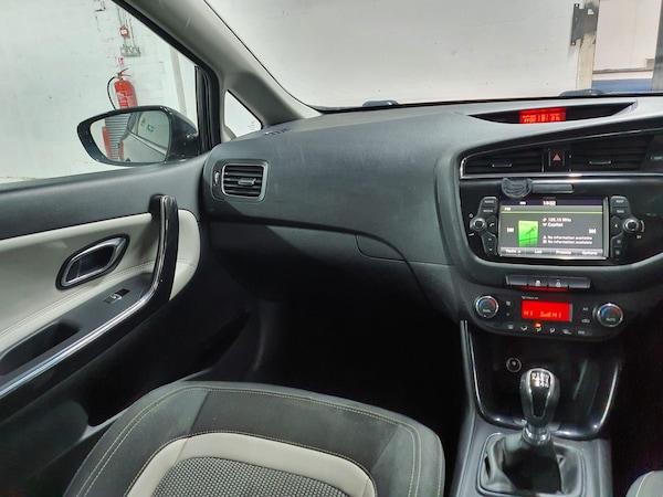 Used Kia Ceed 2015 for sale - 75608887: Photo 37