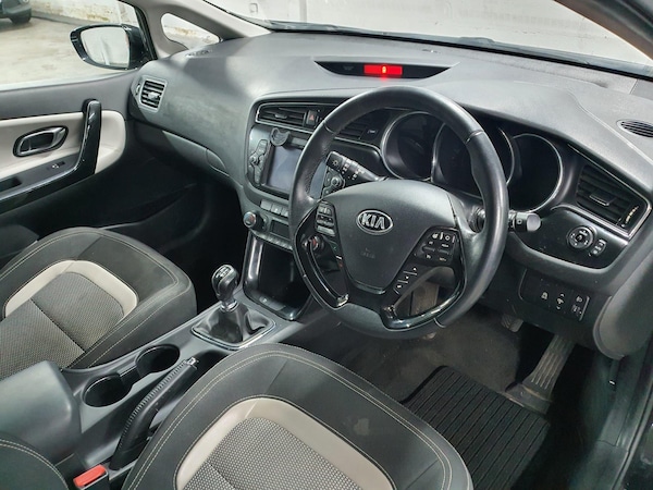 Used Kia Ceed 2015 for sale - 75608887: Photo 49