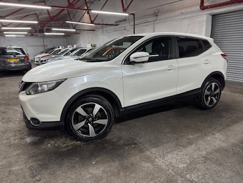 Used Nissan Qashqai 2015 for sale - 78771640: Photo