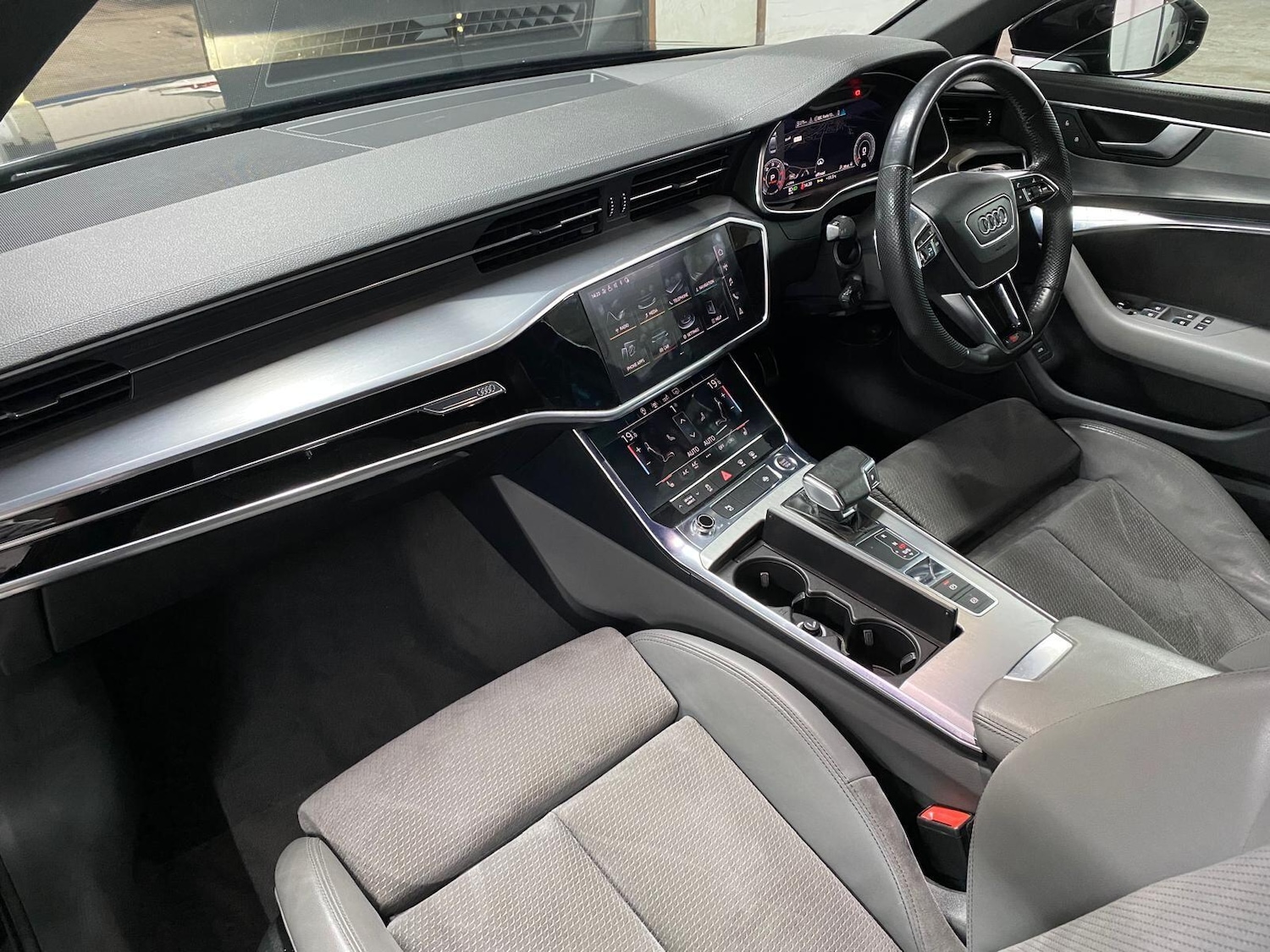 Used Audi A6 Saloon for sale - 76484653: Photo 20