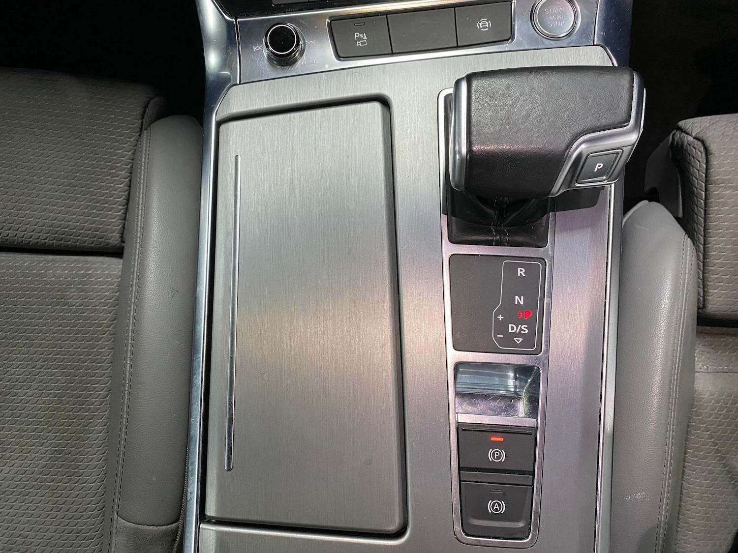 Used Audi A6 Saloon for sale - 76484653: Photo 43