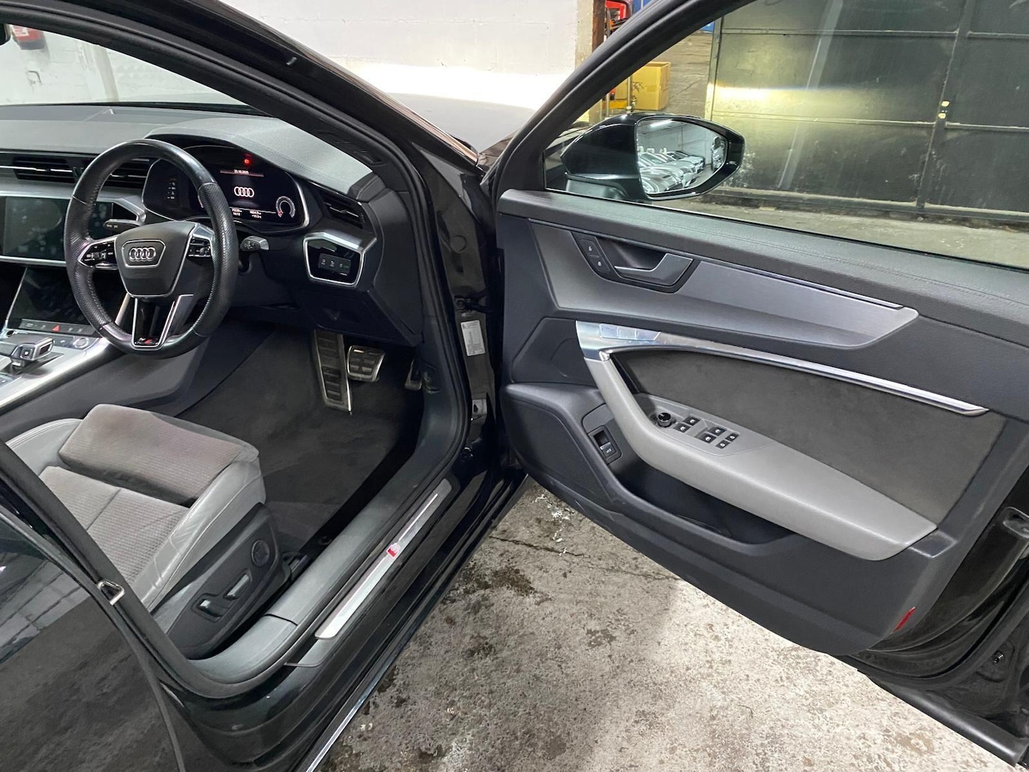 Used Audi A6 Saloon for sale - 76484653: Photo 53