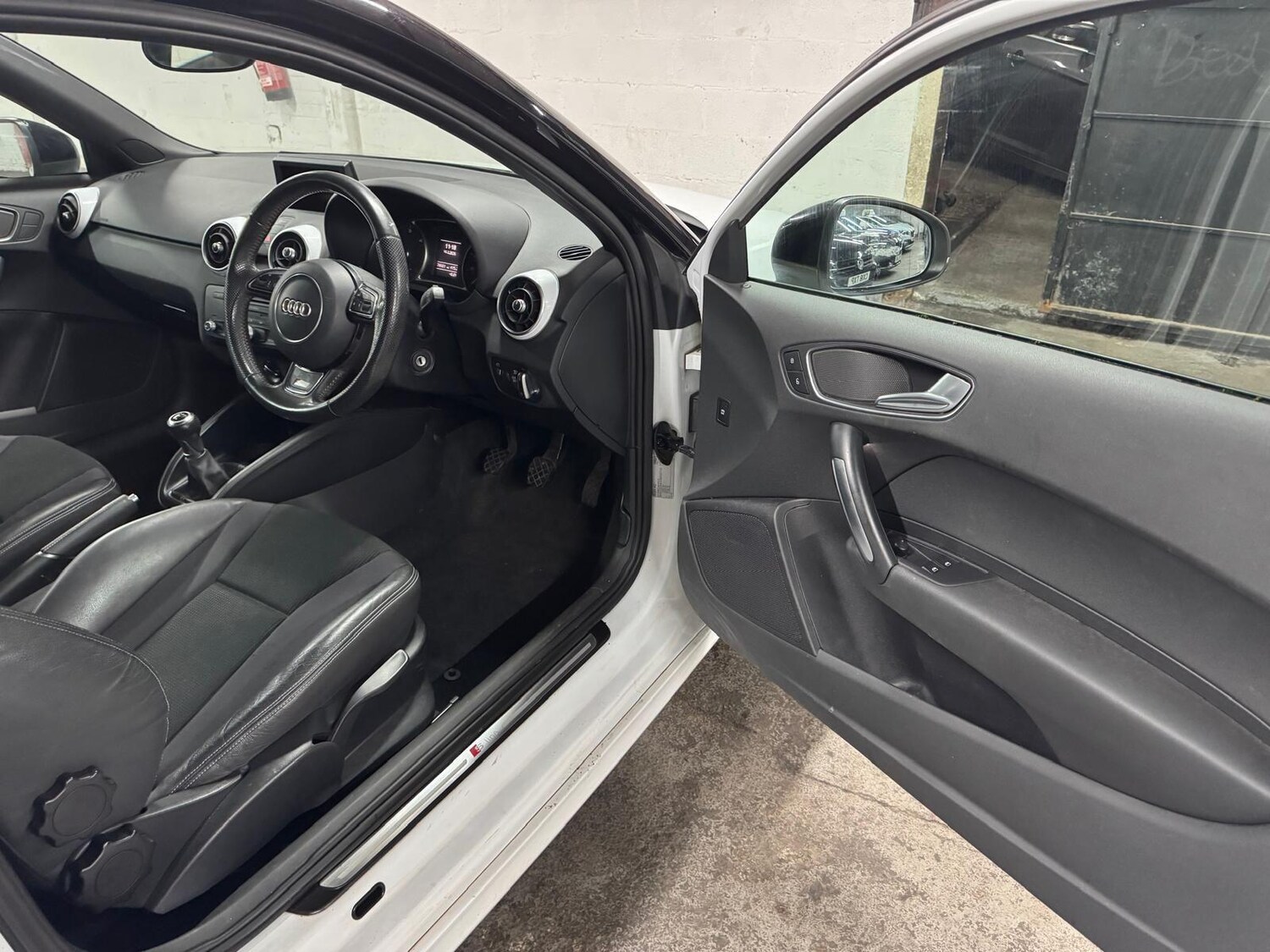 Used Audi A1 2013 for sale - 77510531: Photo 44