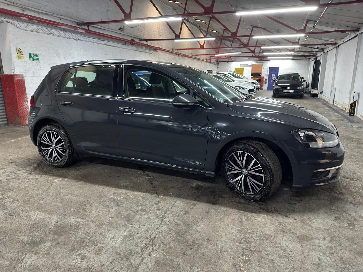 Used Volkswagen Golf for sale - 78214317: Photo 8