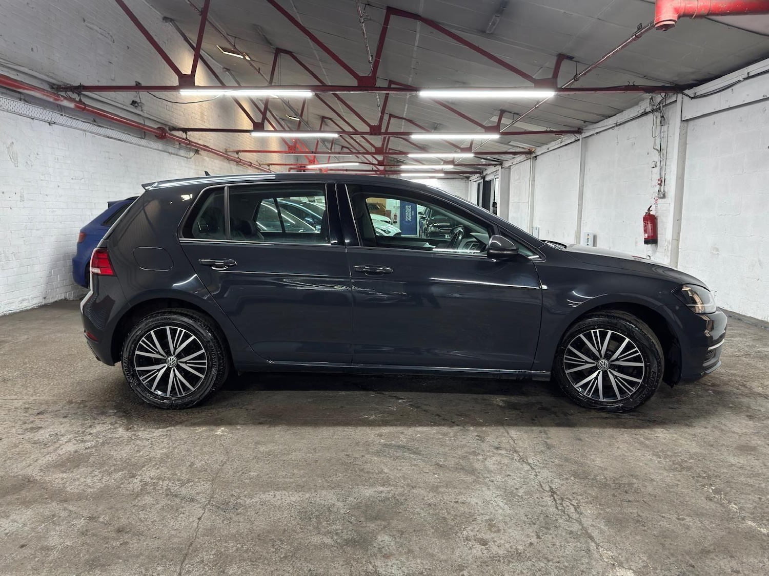 Used Volkswagen Golf for sale - 78214317: Photo 9