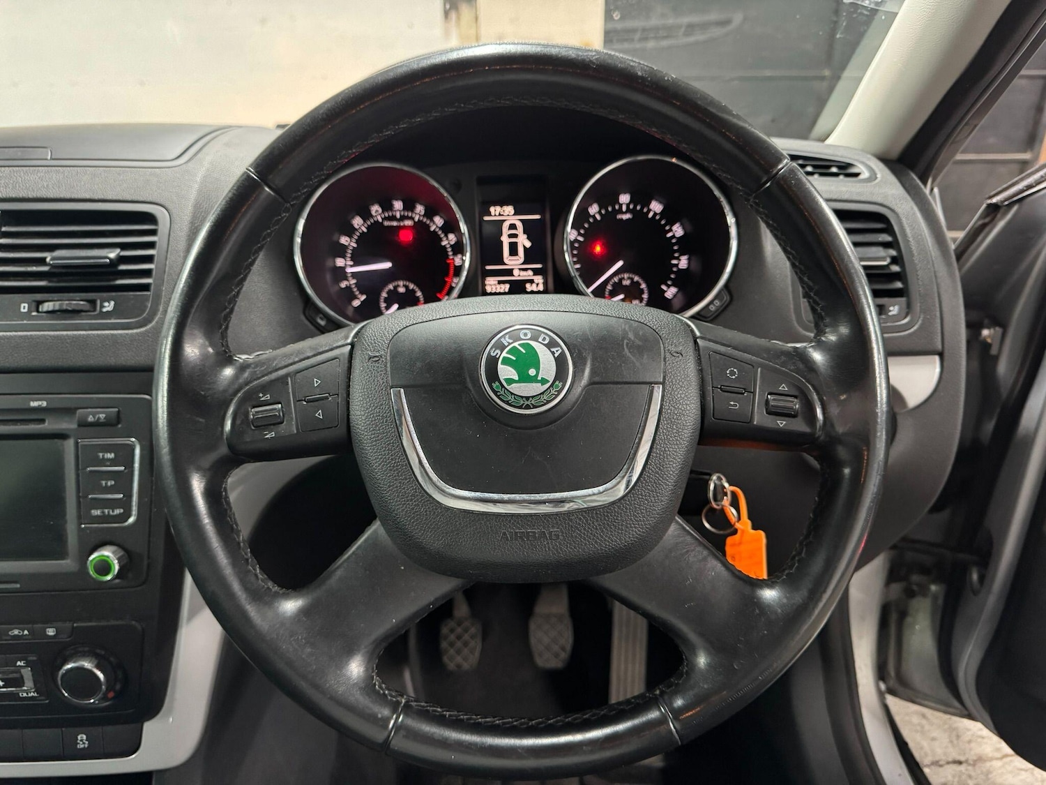 Used Skoda Yeti 2013 for sale - 76084554: Photo 17