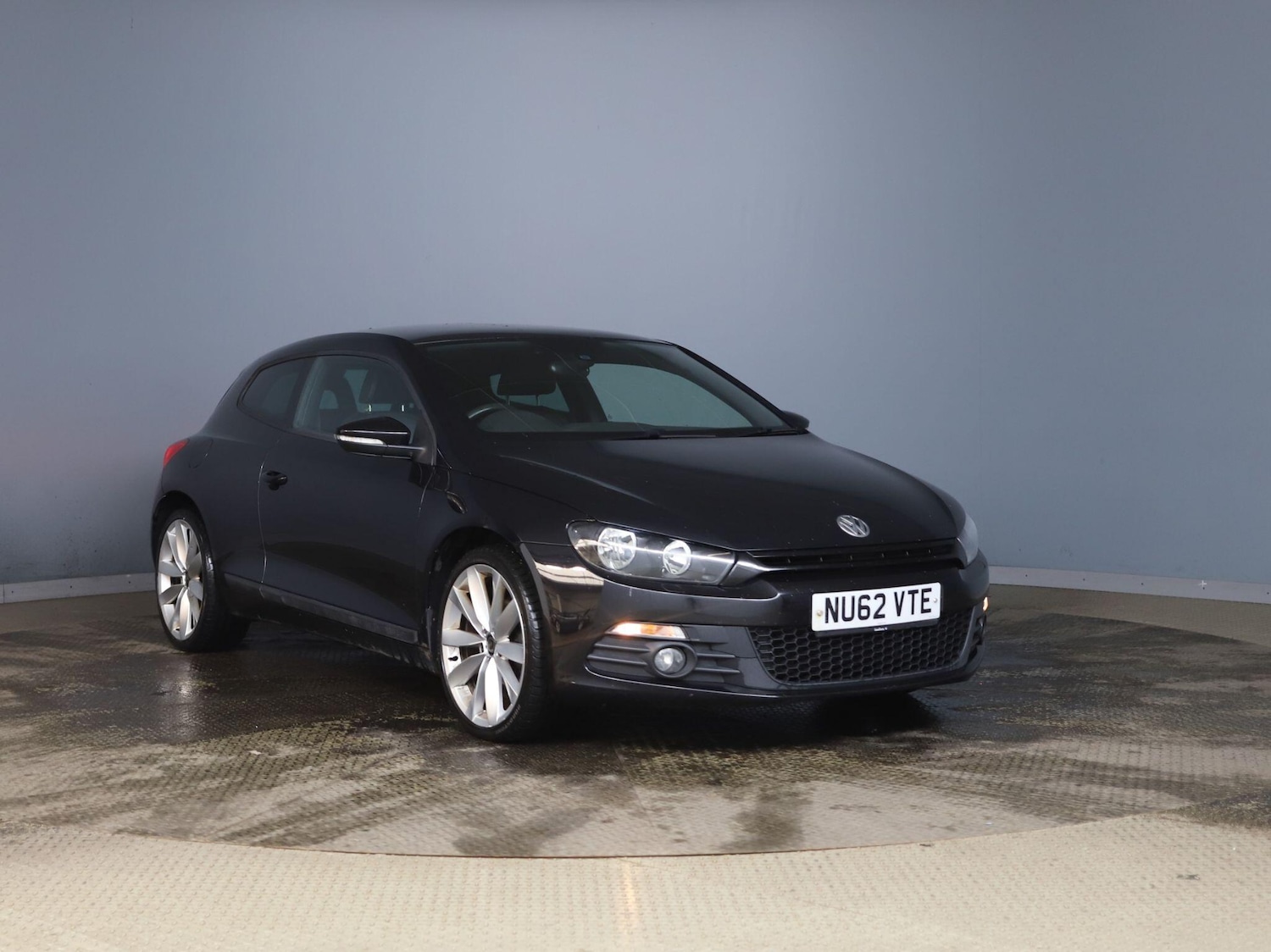 Used Volkswagen Scirocco 2012 for sale - 76781739: Photo 1