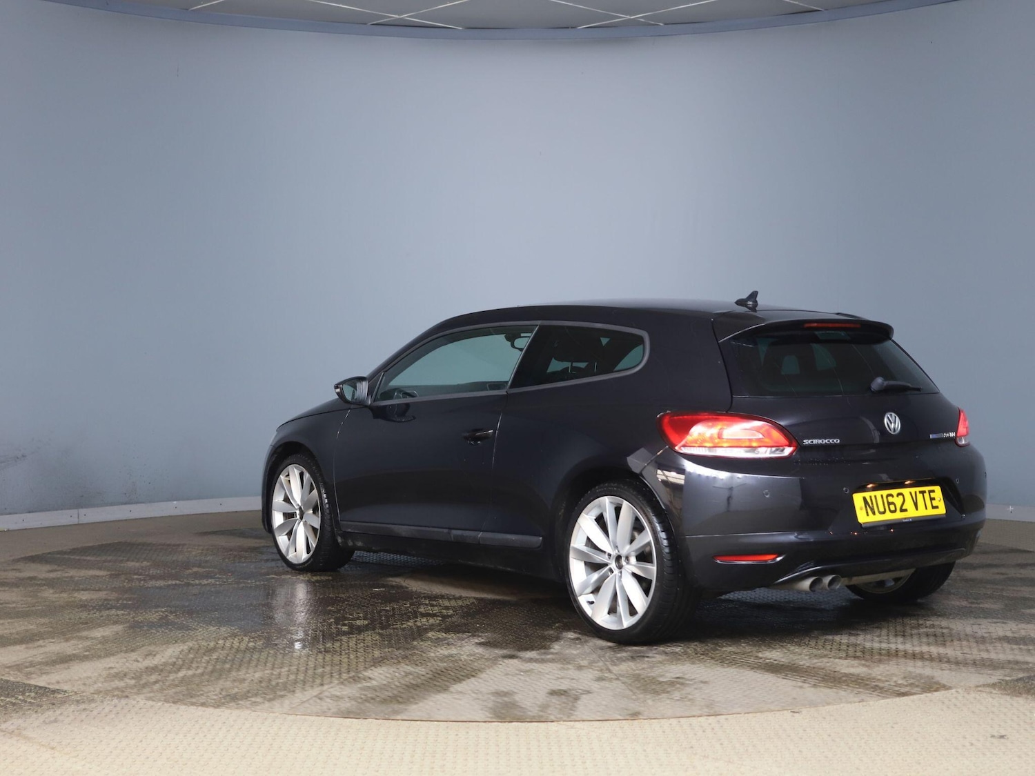 Used Volkswagen Scirocco 2012 for sale - 76781739: Photo 3