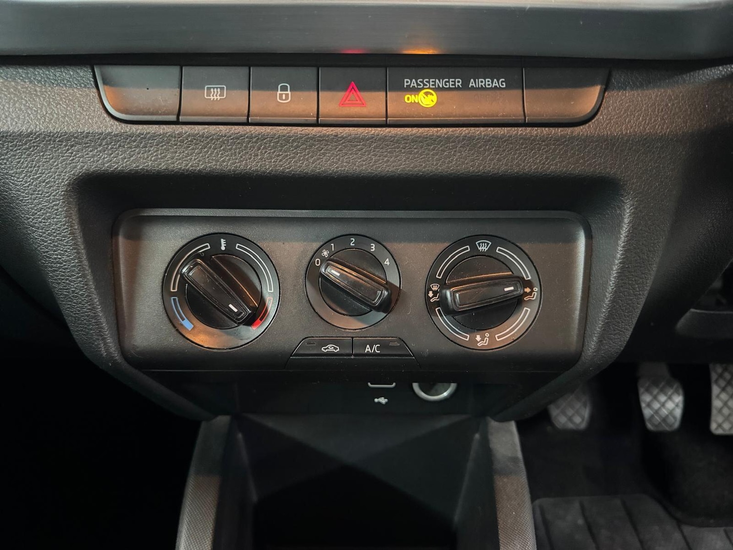 Used Skoda Fabia 2018 for sale - 77029646: Photo 38