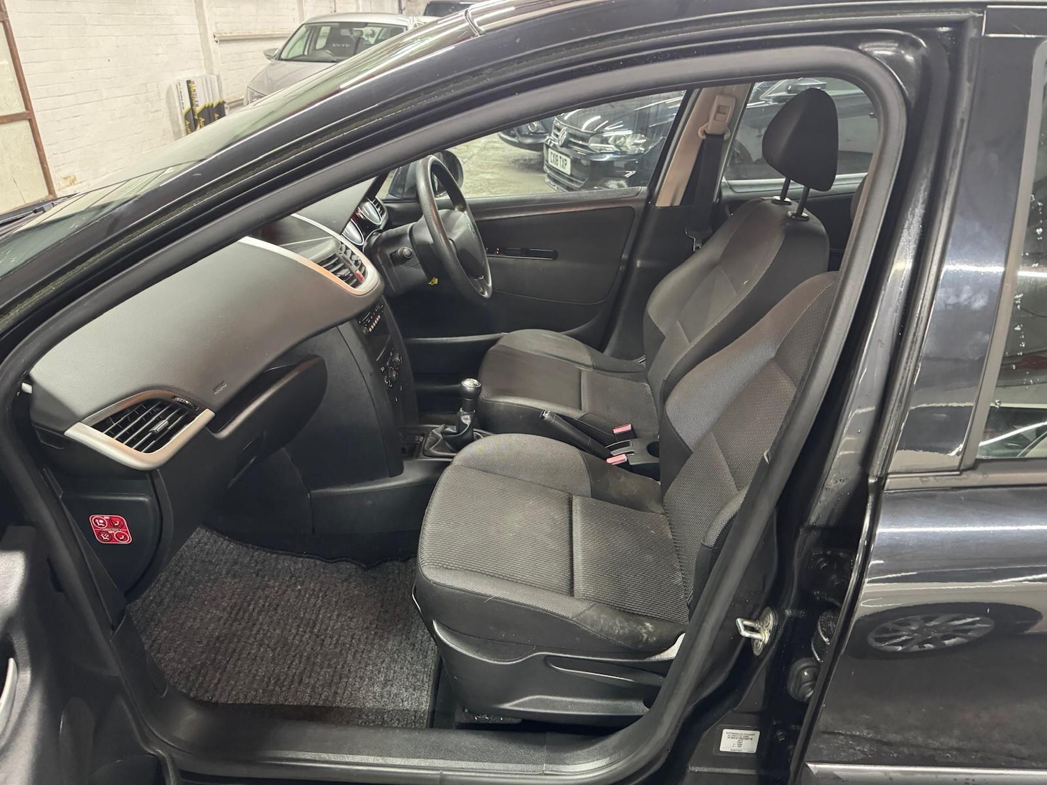 Used Peugeot 207 2010 for sale - 77479534: Photo 15