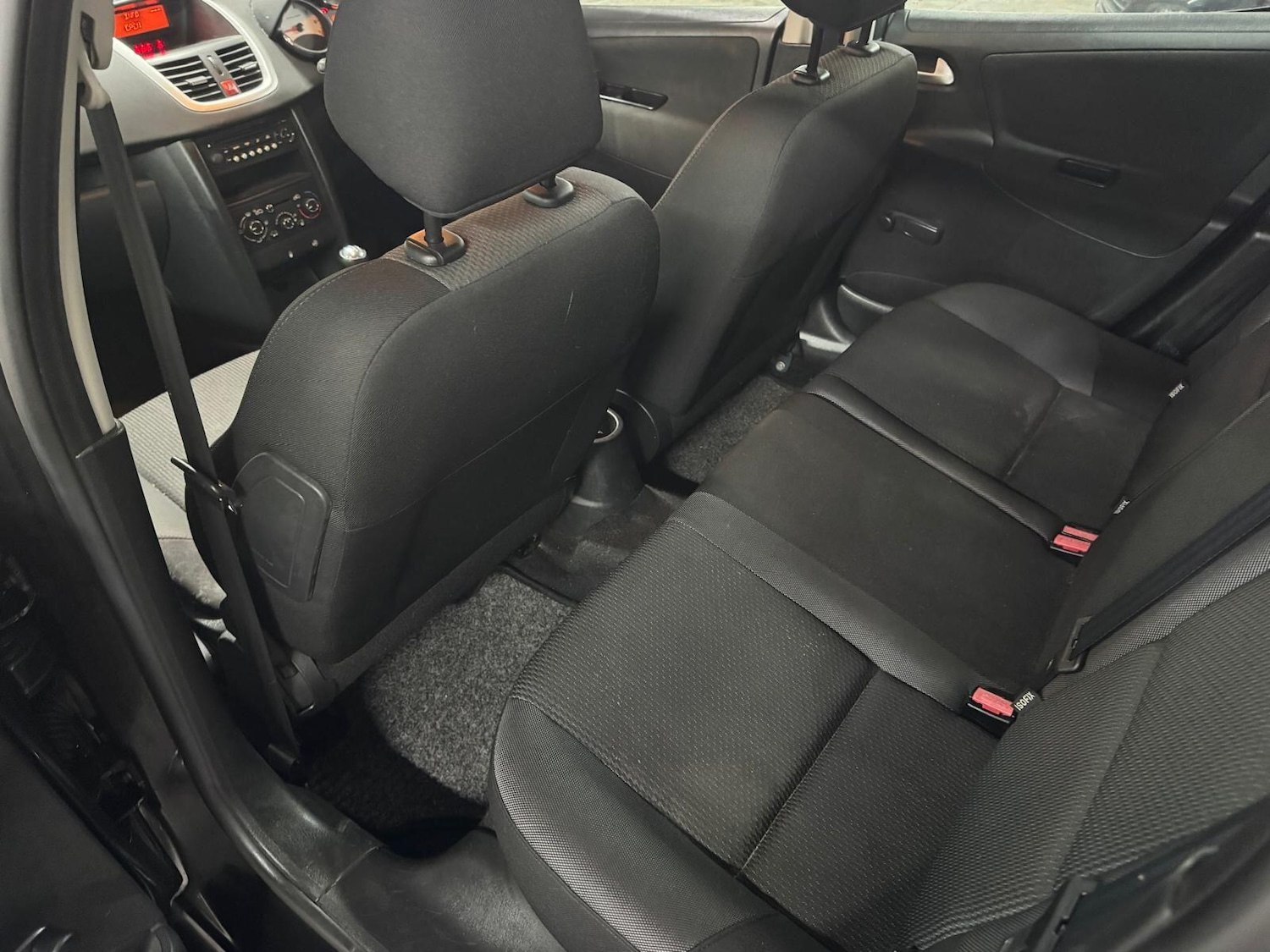 Used Peugeot 207 2010 for sale - 77479534: Photo 18