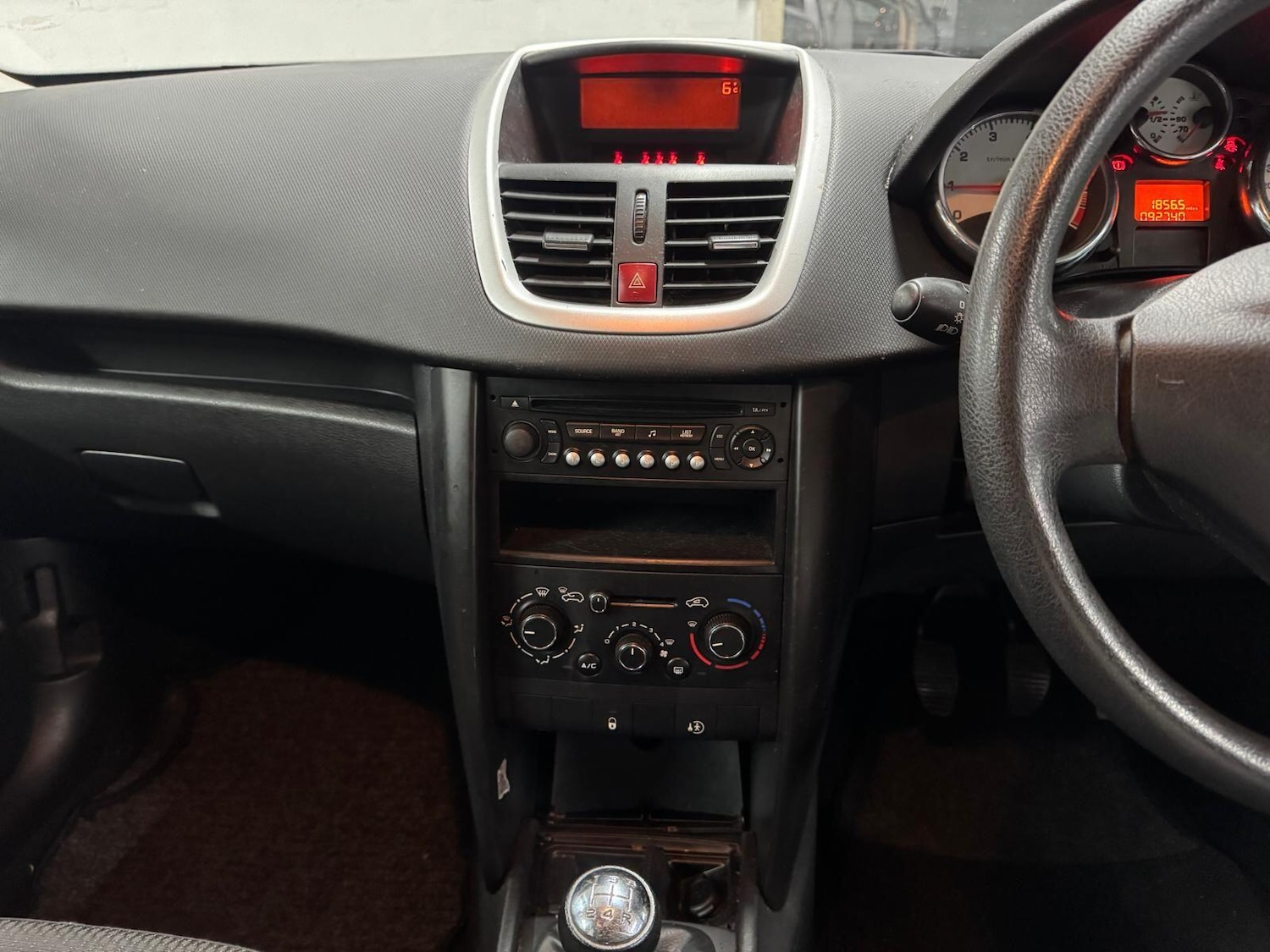 Used Peugeot 207 2010 for sale - 77479534: Photo 33