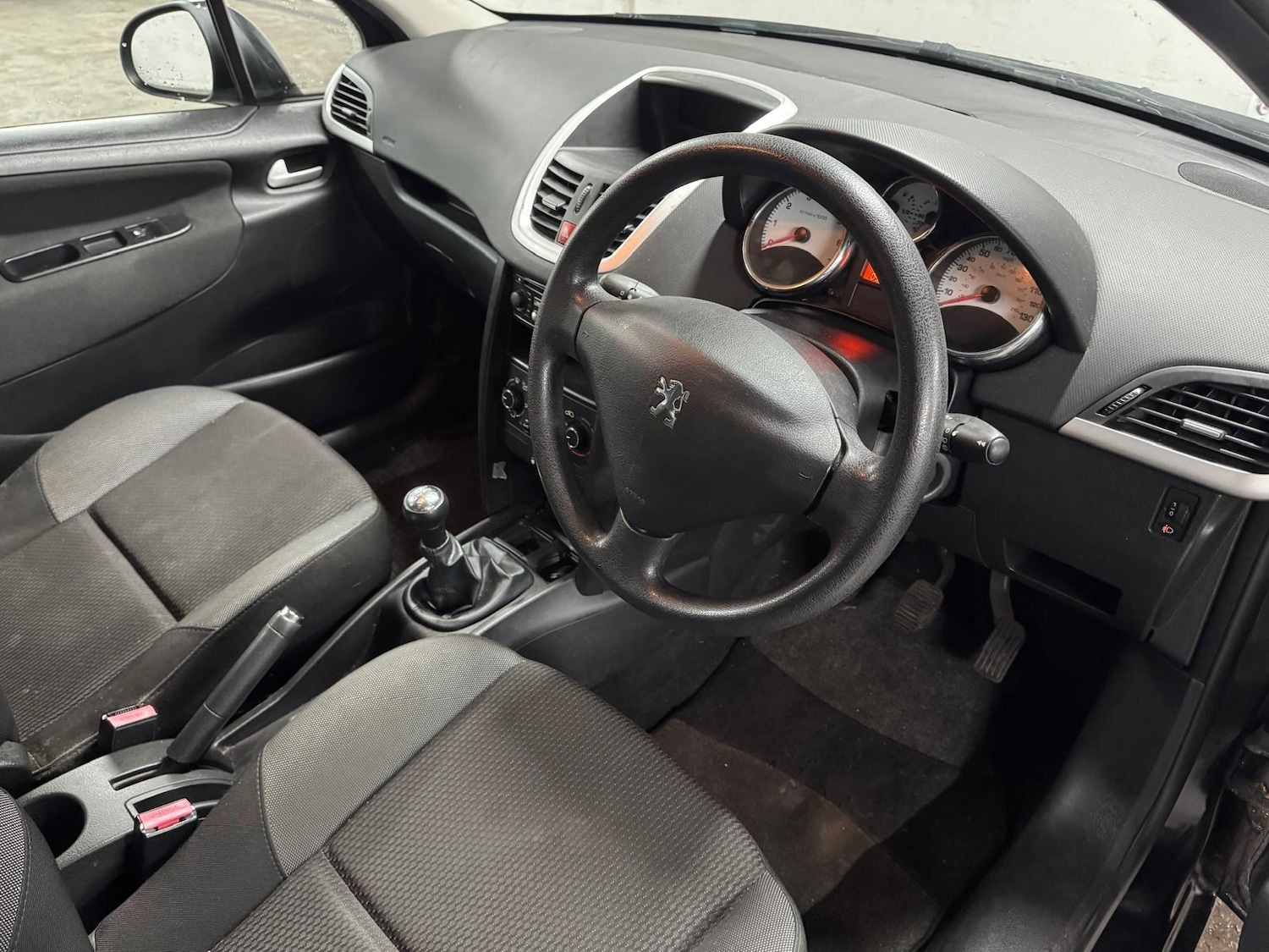 Used Peugeot 207 2010 for sale - 77479534: Photo 36