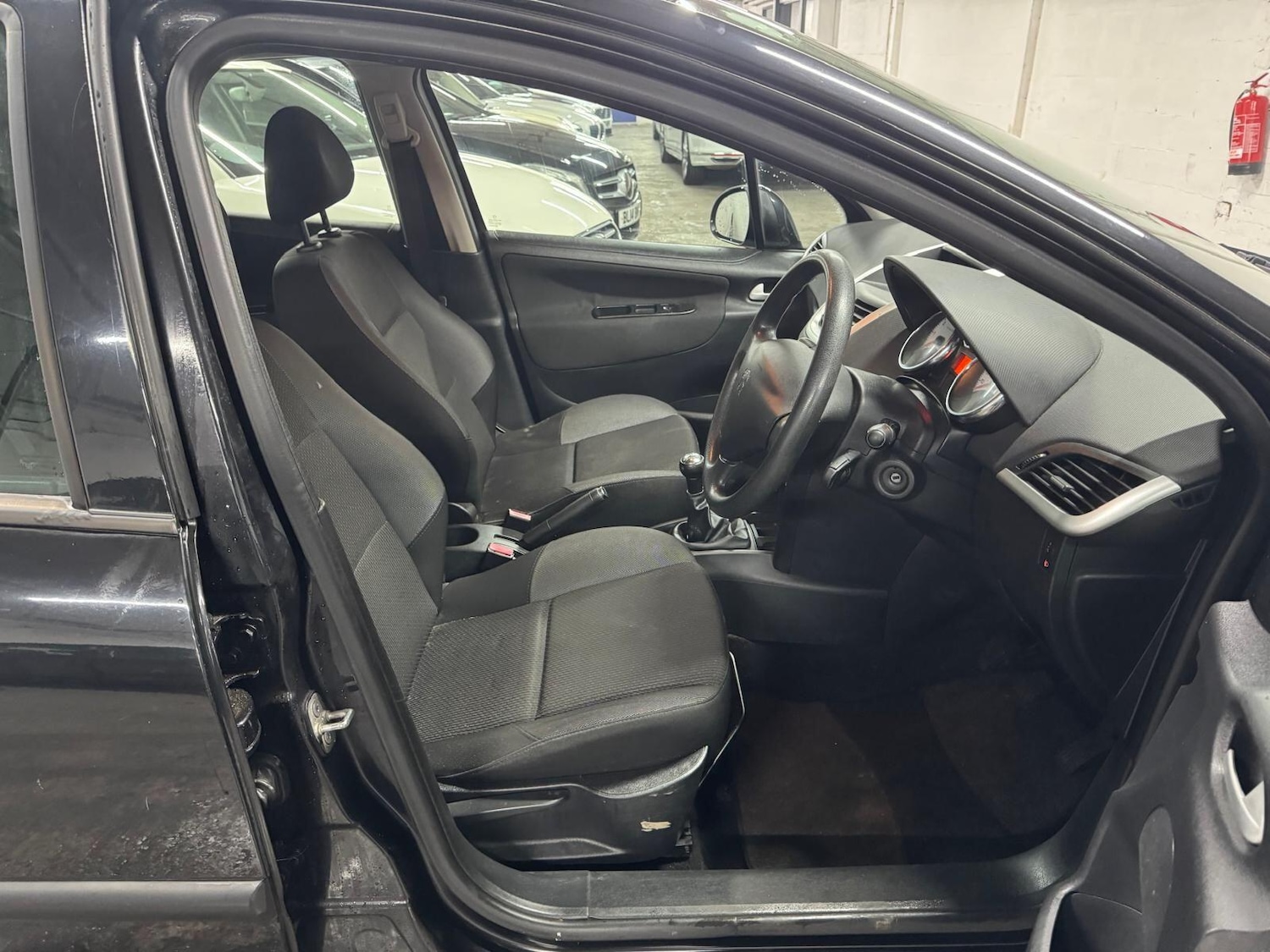 Used Peugeot 207 2010 for sale - 77479534: Photo 39