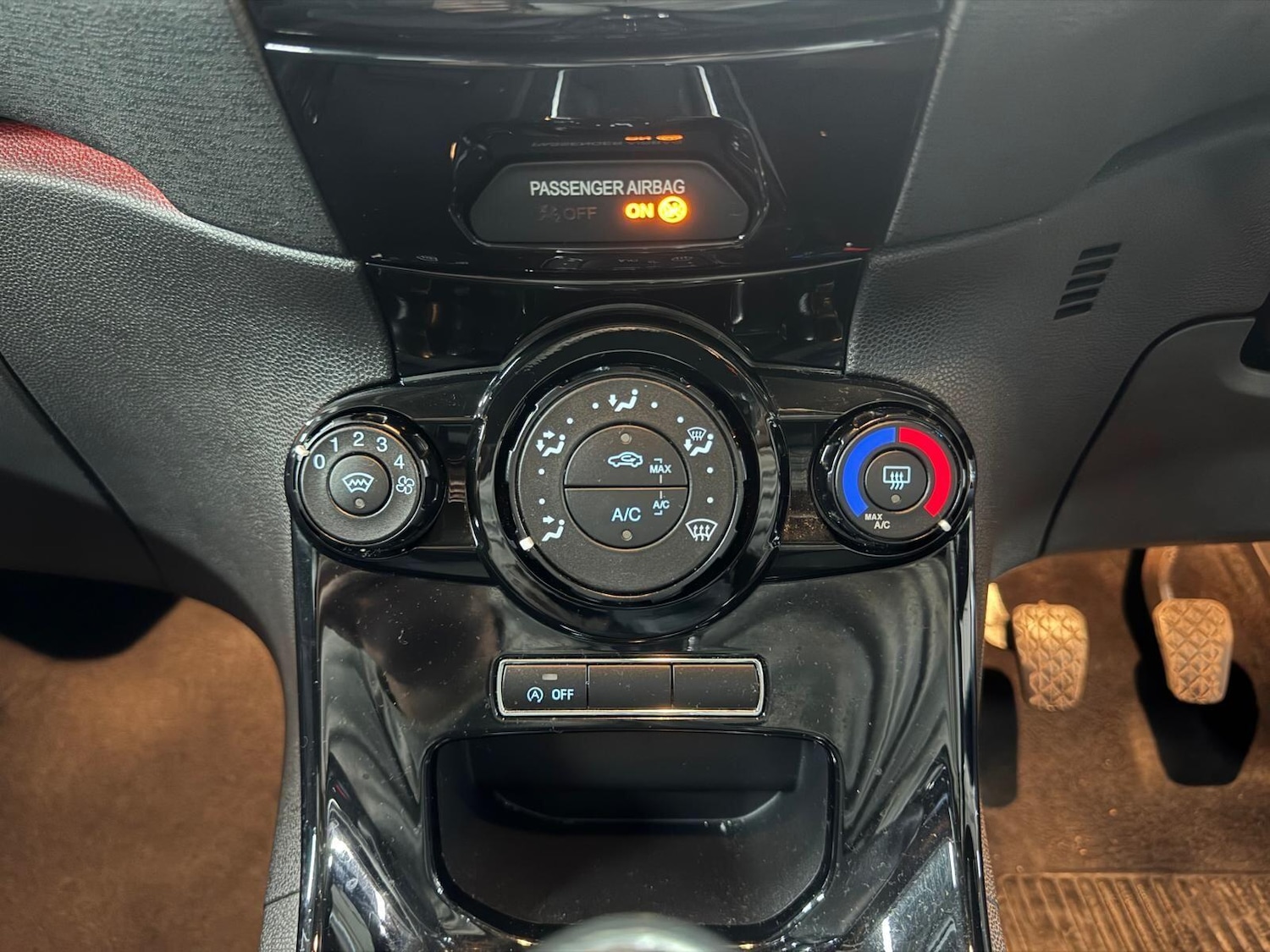 Used Ford Fiesta 2015 for sale - 78204581: Photo 17