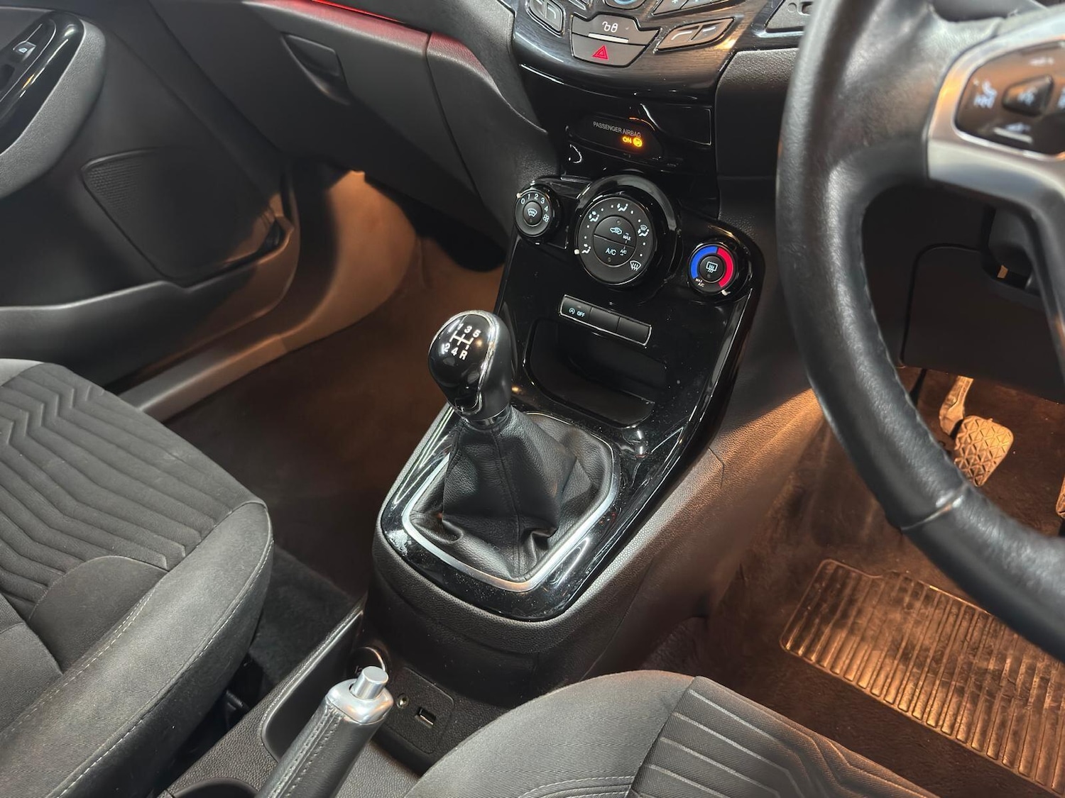 Used Ford Fiesta 2015 for sale - 78204581: Photo 19