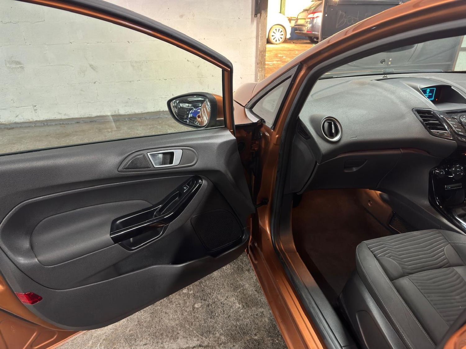 Used Ford Fiesta 2015 for sale - 78204581: Photo 36