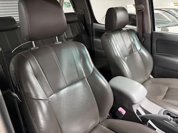 Used Toyota Hilux 2011 for sale - 79793432: Photo