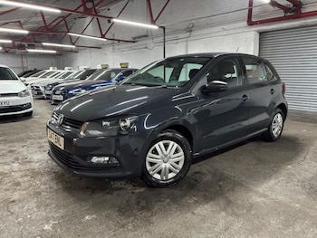 Used Volkswagen Polo 2017 for sale - 79401219: Photo