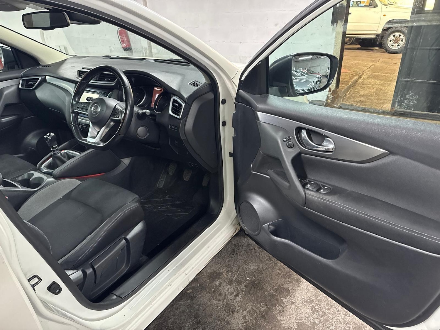 Used Nissan Qashqai for sale - 78136344: Photo 10