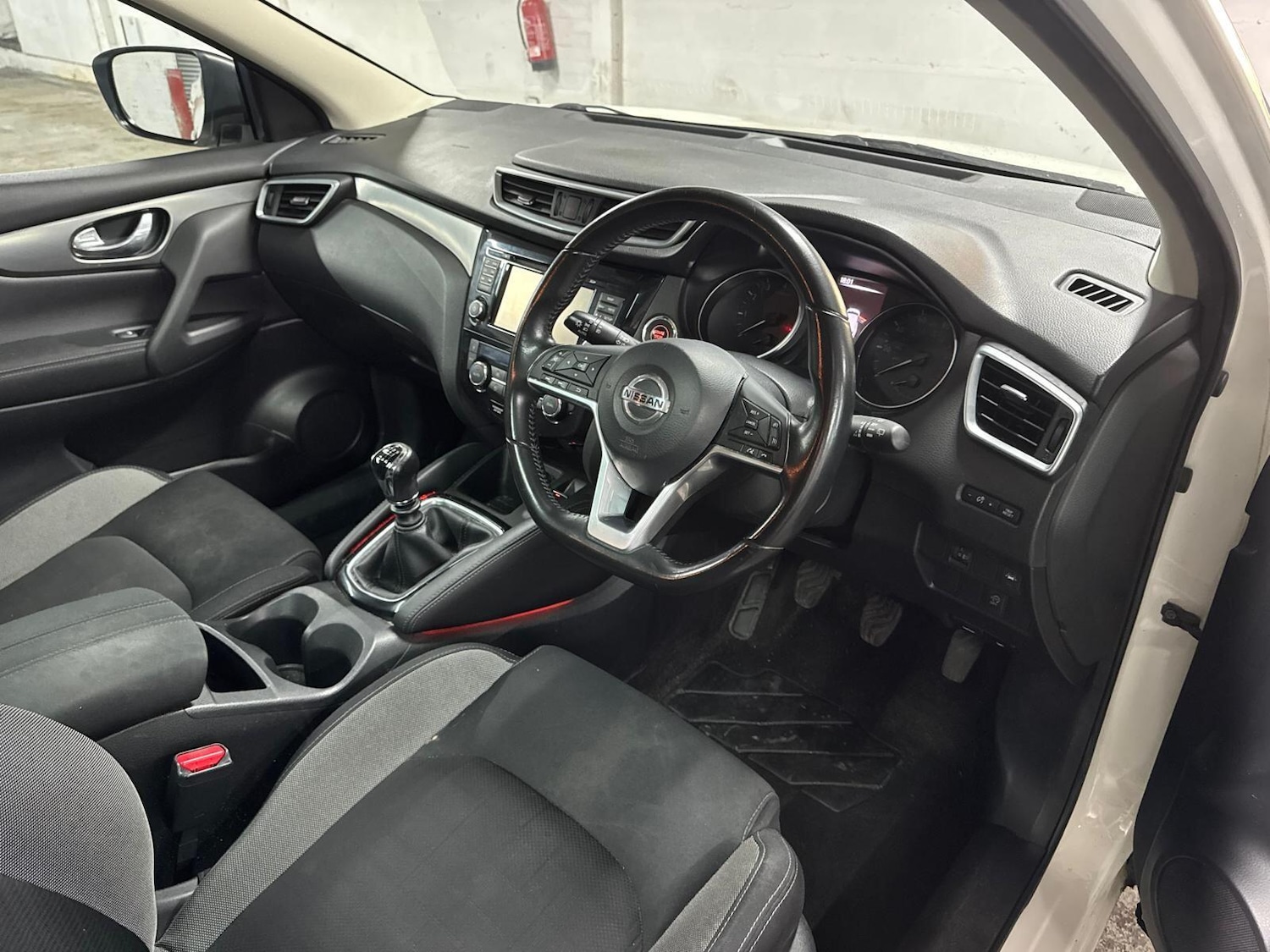 Used Nissan Qashqai for sale - 78136344: Photo 16