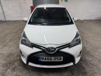Used Toyota Yaris 2017 for sale - 74777266: Photo